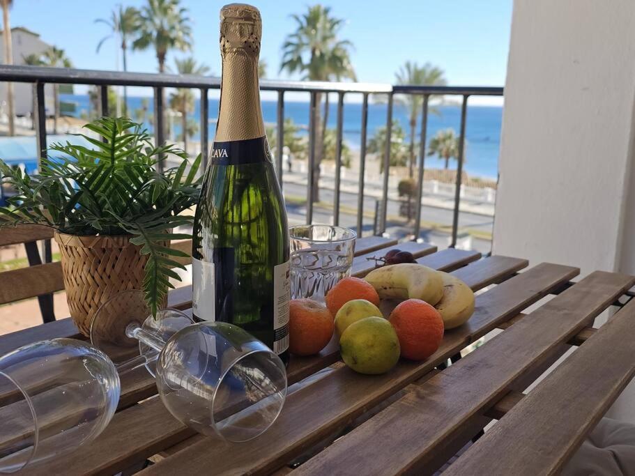 Spacious Front Line 3 Bedroom With Amazing Sea Views A Few Steps From The By Namaste Elite Apartamento Benalmádena