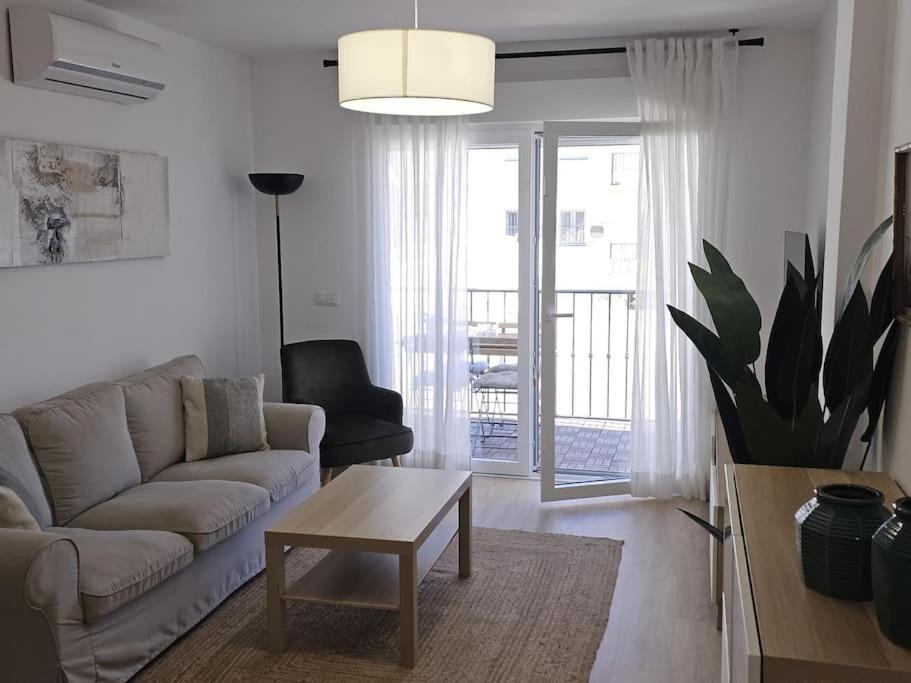Spacious Front Line 3 Bedroom With Amazing Sea Views A Few Steps From The By Namaste Elite Apartamento Benalmádena