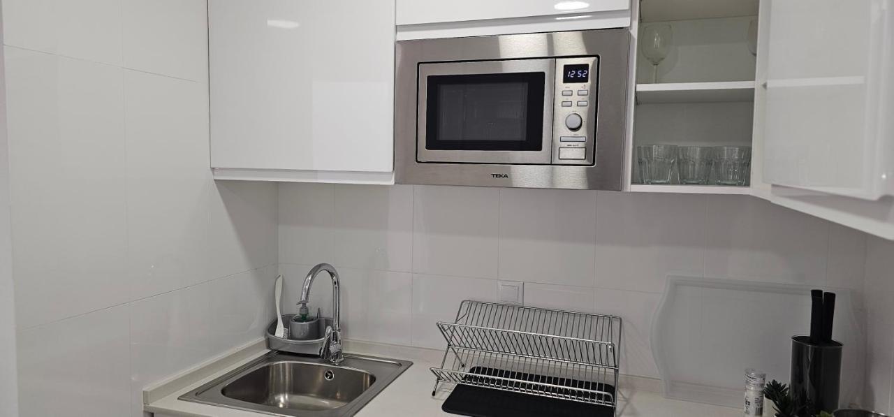 Apartamento Spacious Front Line 3 Bedroom With Amazing Sea Views A Few Steps From The By Namaste Elite